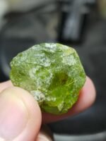 Raw Peridot Crystal (11.69gram)